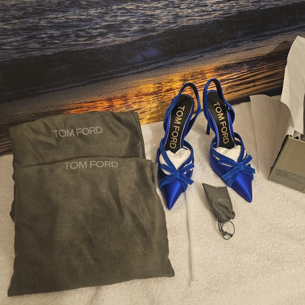 TOM FORD ELECTRIC BLUE SLING BACK PUMPS us 6 eur 36